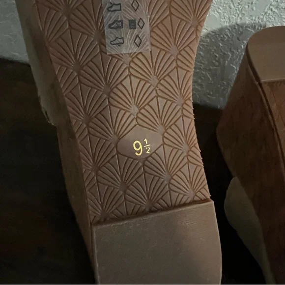 Ariat Taupe Suede Cork Wedge Mules - Picture 6 of 8